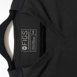 FIGS womens black scrub top